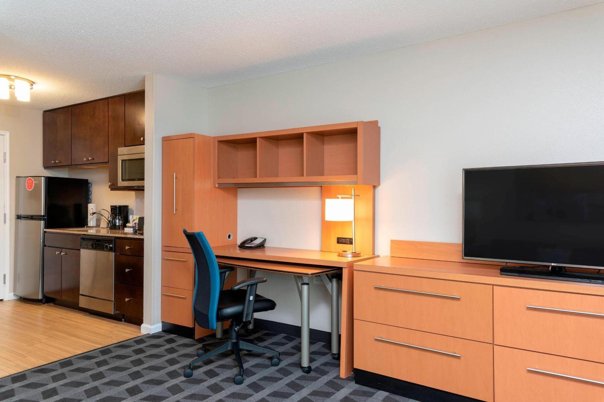 Towneplace Suites Fort Wayne North Bagian luar foto