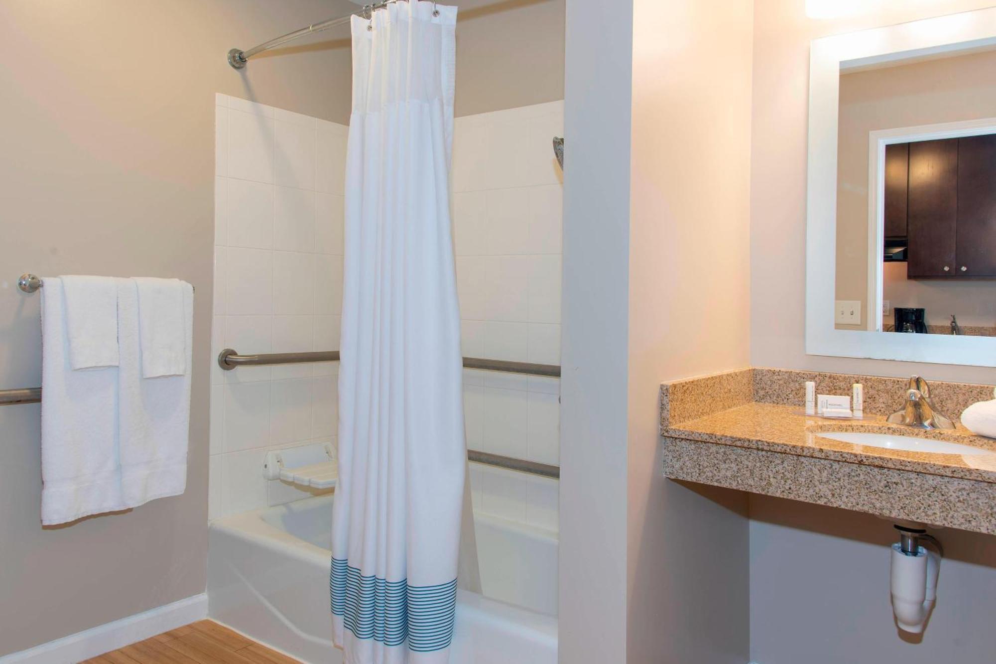 Towneplace Suites Fort Wayne North Bagian luar foto