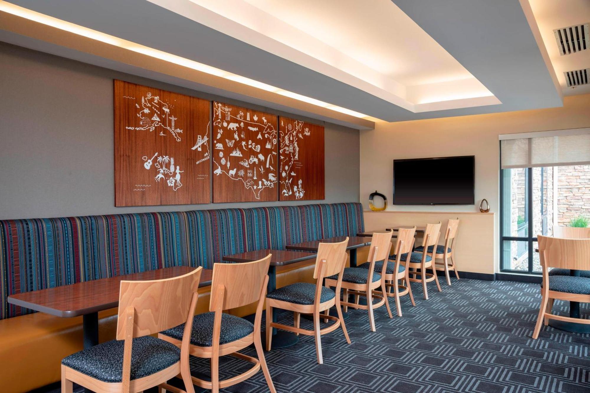 Towneplace Suites Fort Wayne North Bagian luar foto