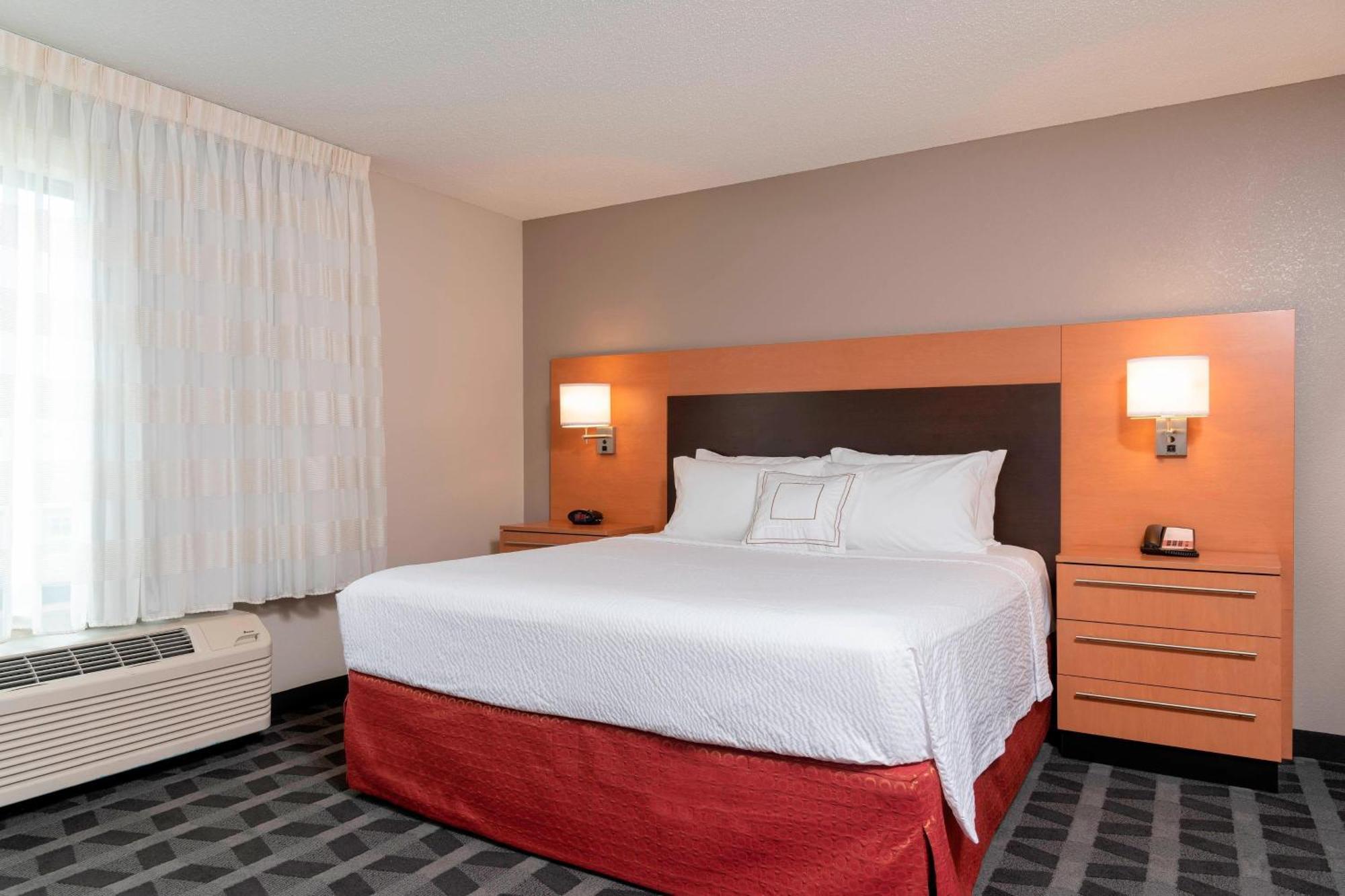 Towneplace Suites Fort Wayne North Bagian luar foto