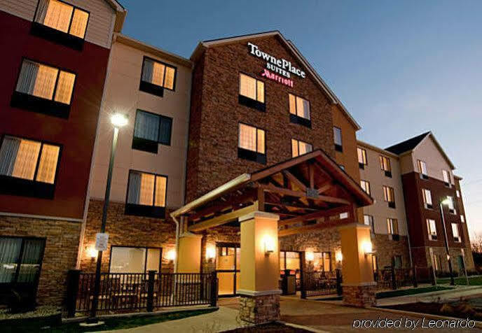 Towneplace Suites Fort Wayne North Bagian luar foto