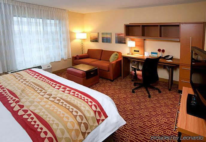 Towneplace Suites Fort Wayne North Bagian luar foto